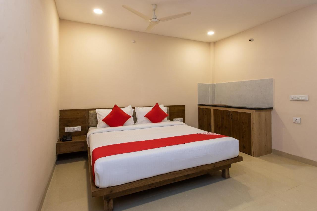 Oyo Hotel Badri Inn & Yatri Niwas Jabalpur Ngoại thất bức ảnh