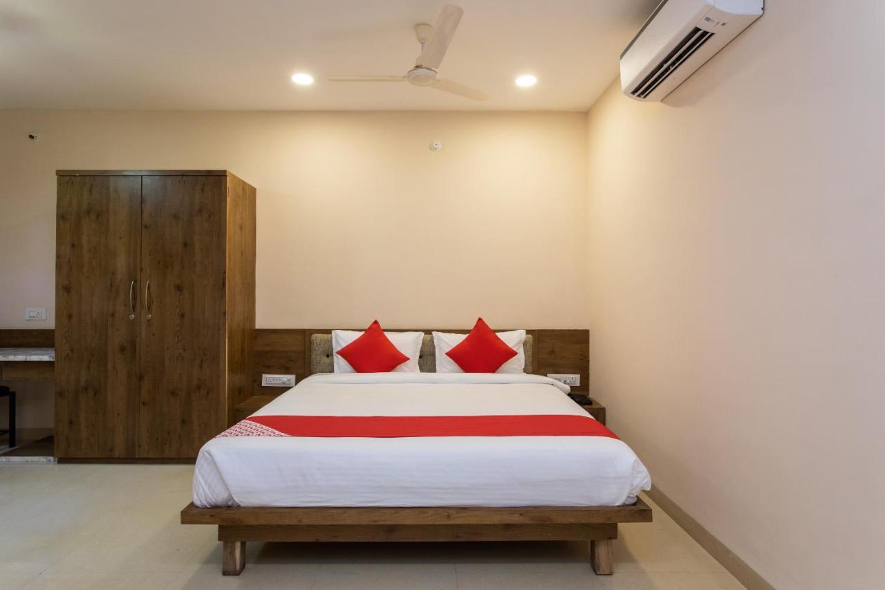 Oyo Hotel Badri Inn & Yatri Niwas Jabalpur Ngoại thất bức ảnh