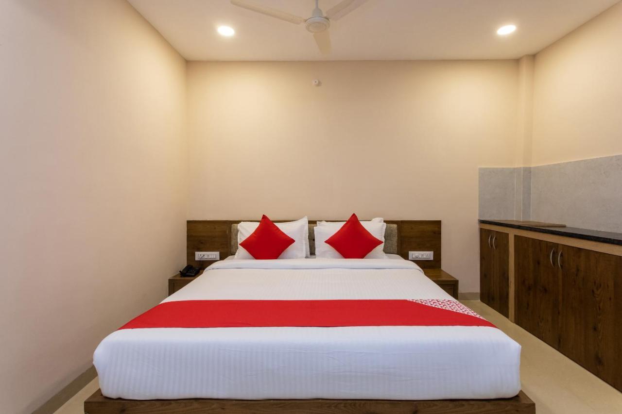 Oyo Hotel Badri Inn & Yatri Niwas Jabalpur Ngoại thất bức ảnh