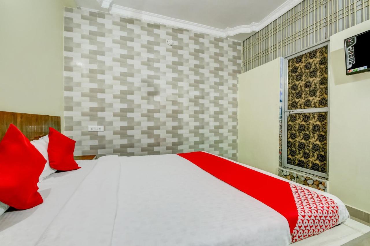 Oyo Hotel Badri Inn & Yatri Niwas Jabalpur Ngoại thất bức ảnh