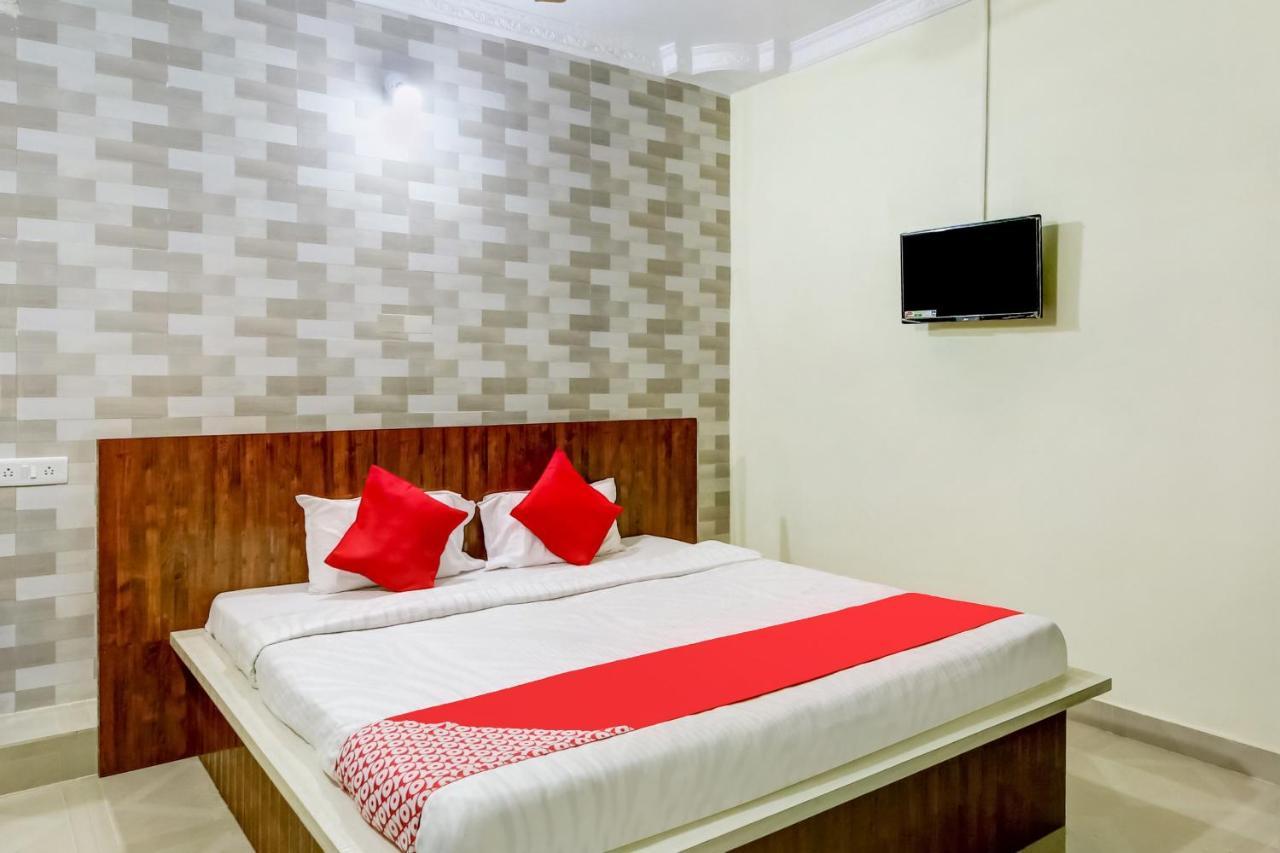 Oyo Hotel Badri Inn & Yatri Niwas Jabalpur Ngoại thất bức ảnh